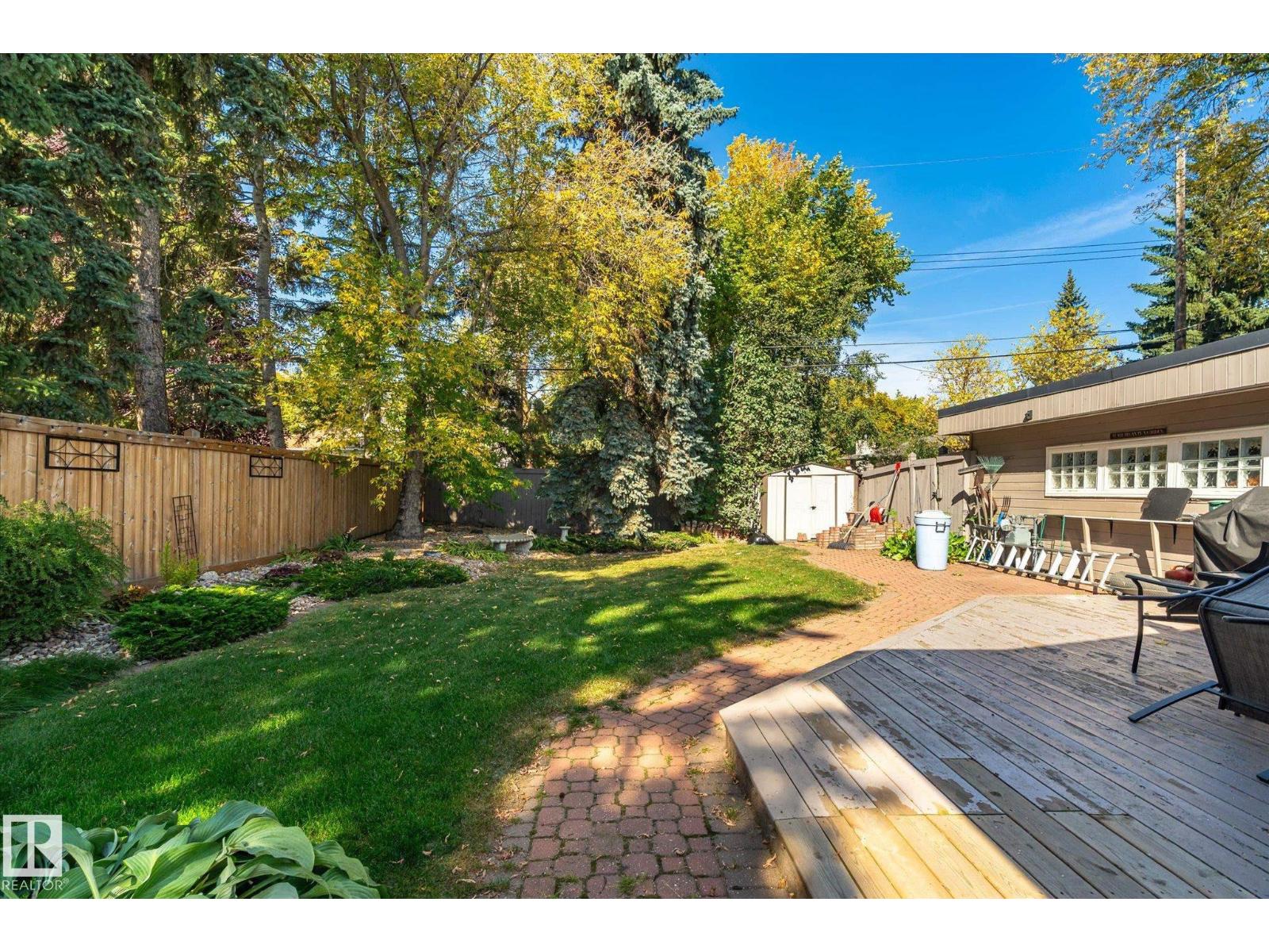 13862 Ravine DR NW