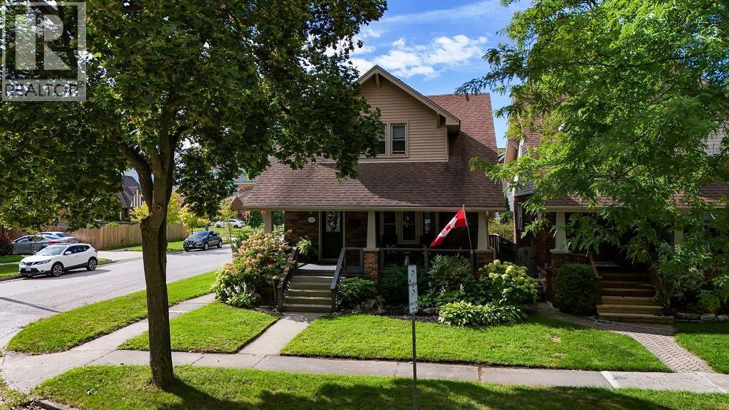 111 LINCOLN PARK AVENUE Sarnia Ontario Canada N7T4Y7 2