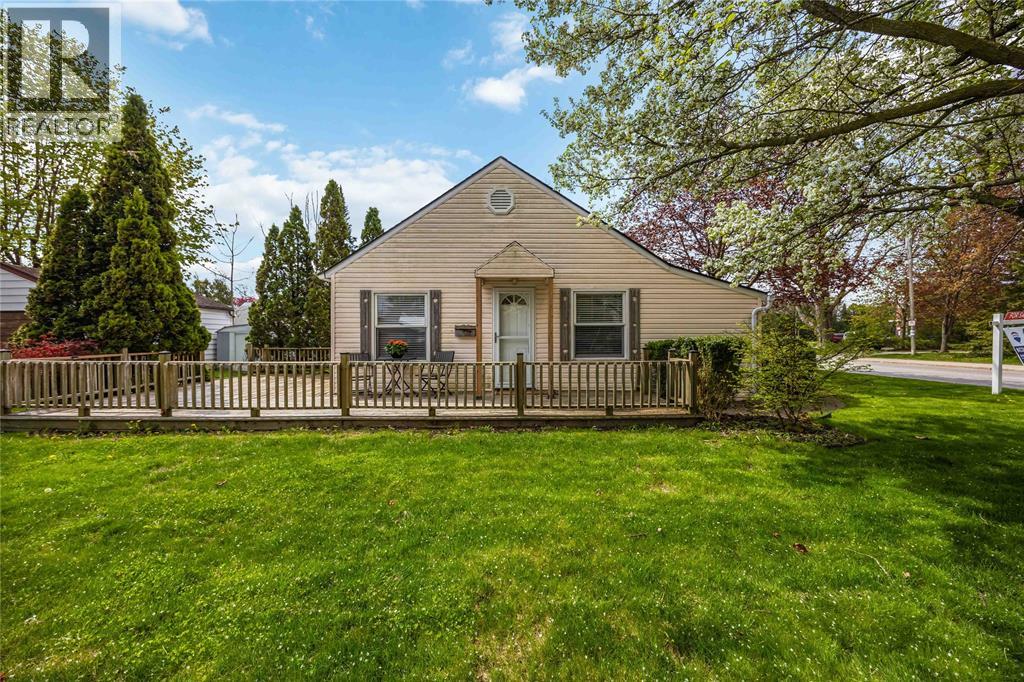 6546 Waterworks ROAD Sarnia Ontario Canada N0N1C0 2