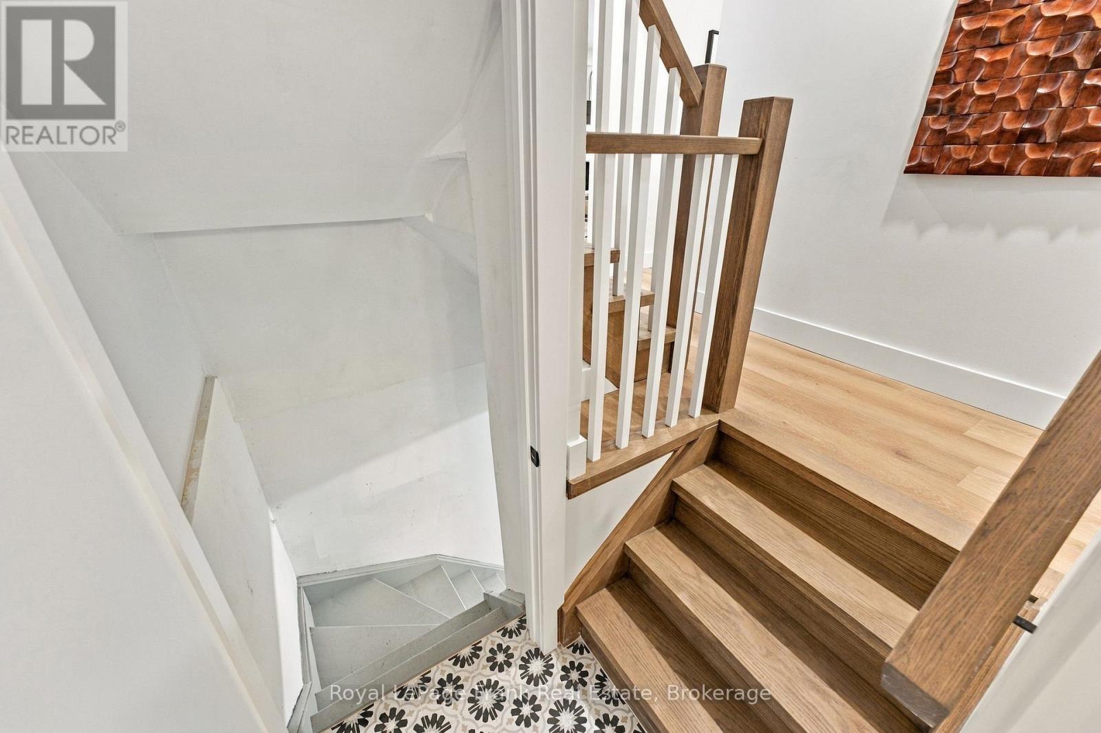 10 Delaney Drive, Ajax, Ontario  L1T 2K3 - Photo 26 - E13846826
