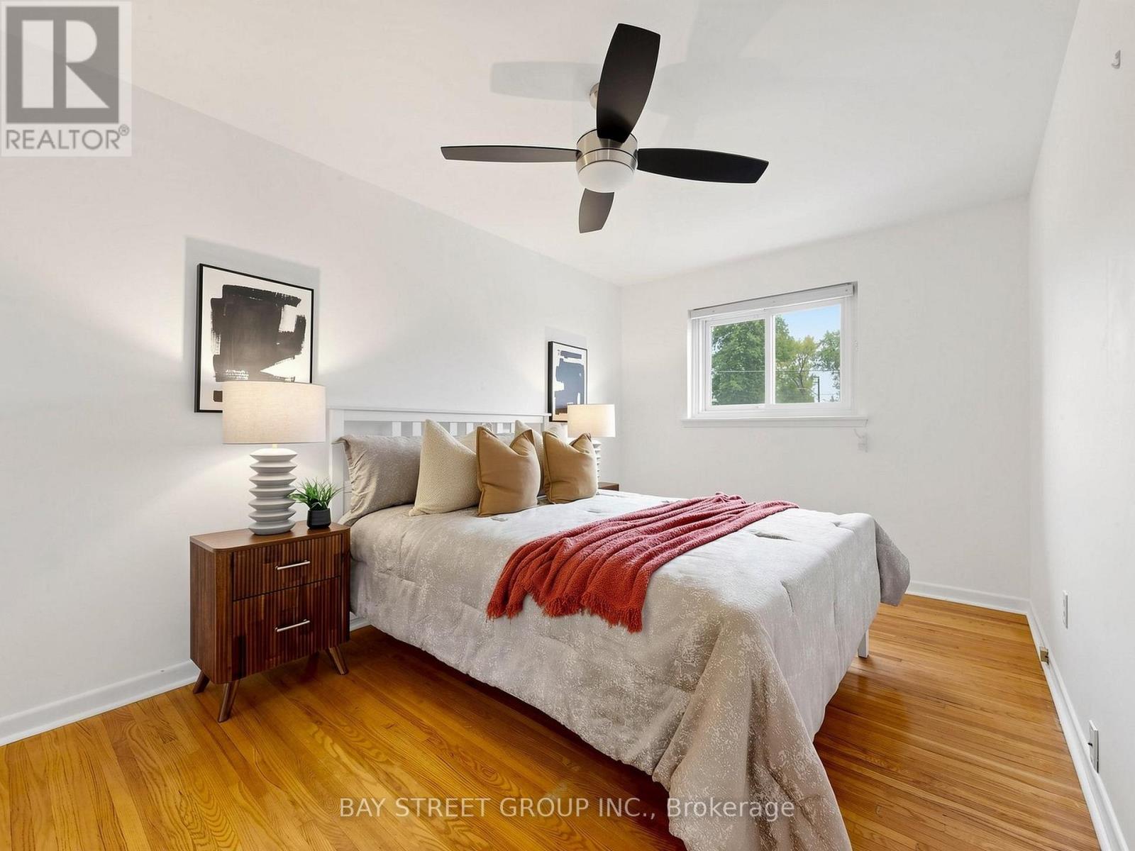 1 Lesgay Crescent, Toronto, Ontario  M2J 2H9 - Photo 15 - C13846818