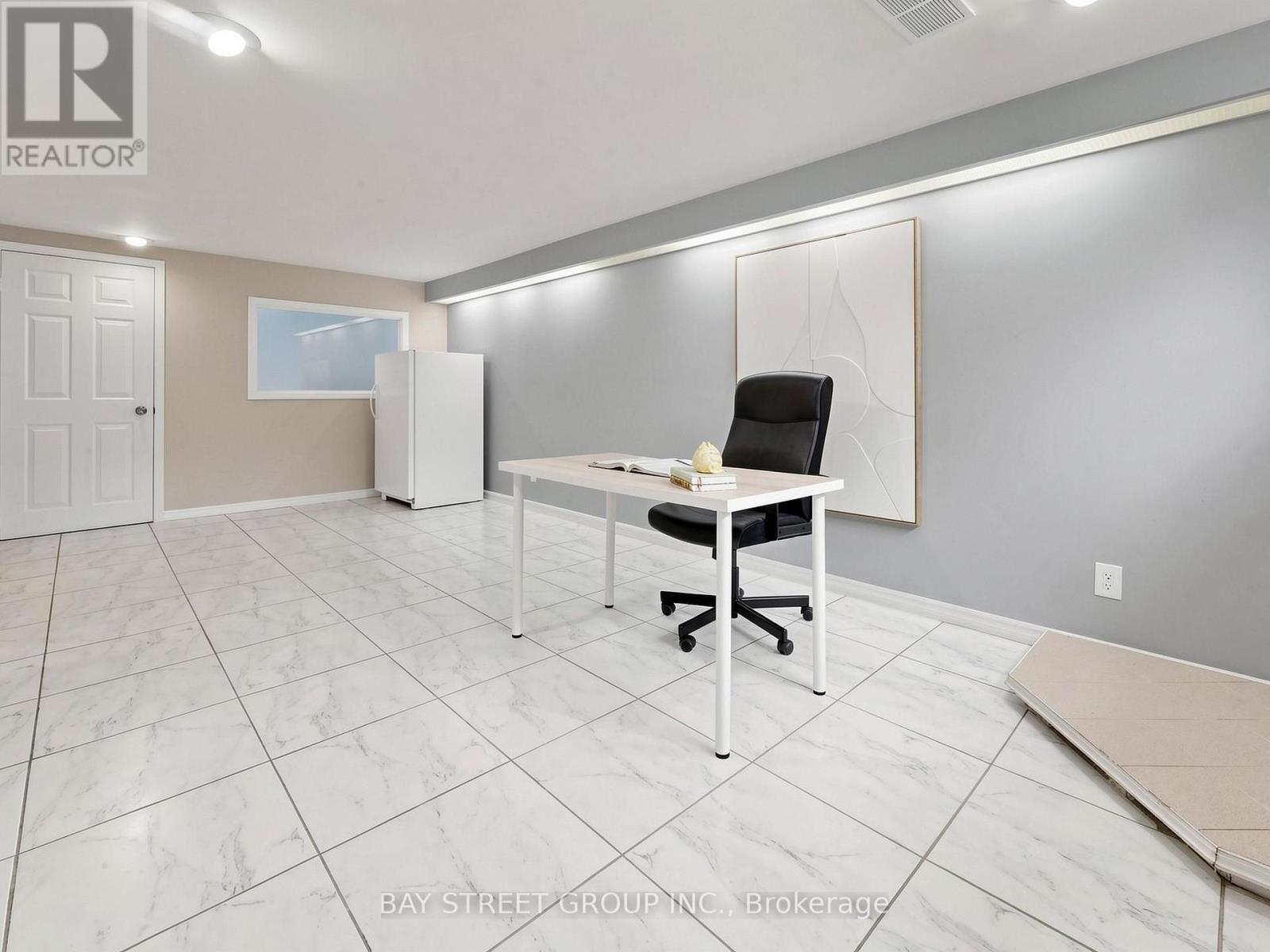 1 Lesgay Crescent, Toronto, Ontario  M2J 2H9 - Photo 32 - C13846818