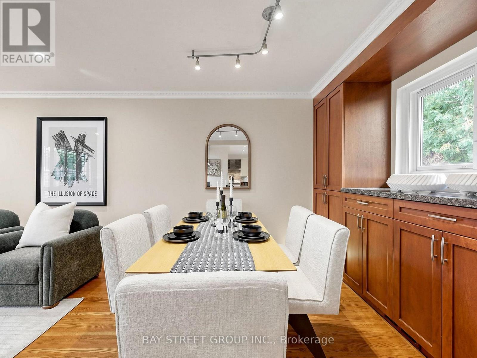 1 Lesgay Crescent, Toronto, Ontario  M2J 2H9 - Photo 9 - C13846818