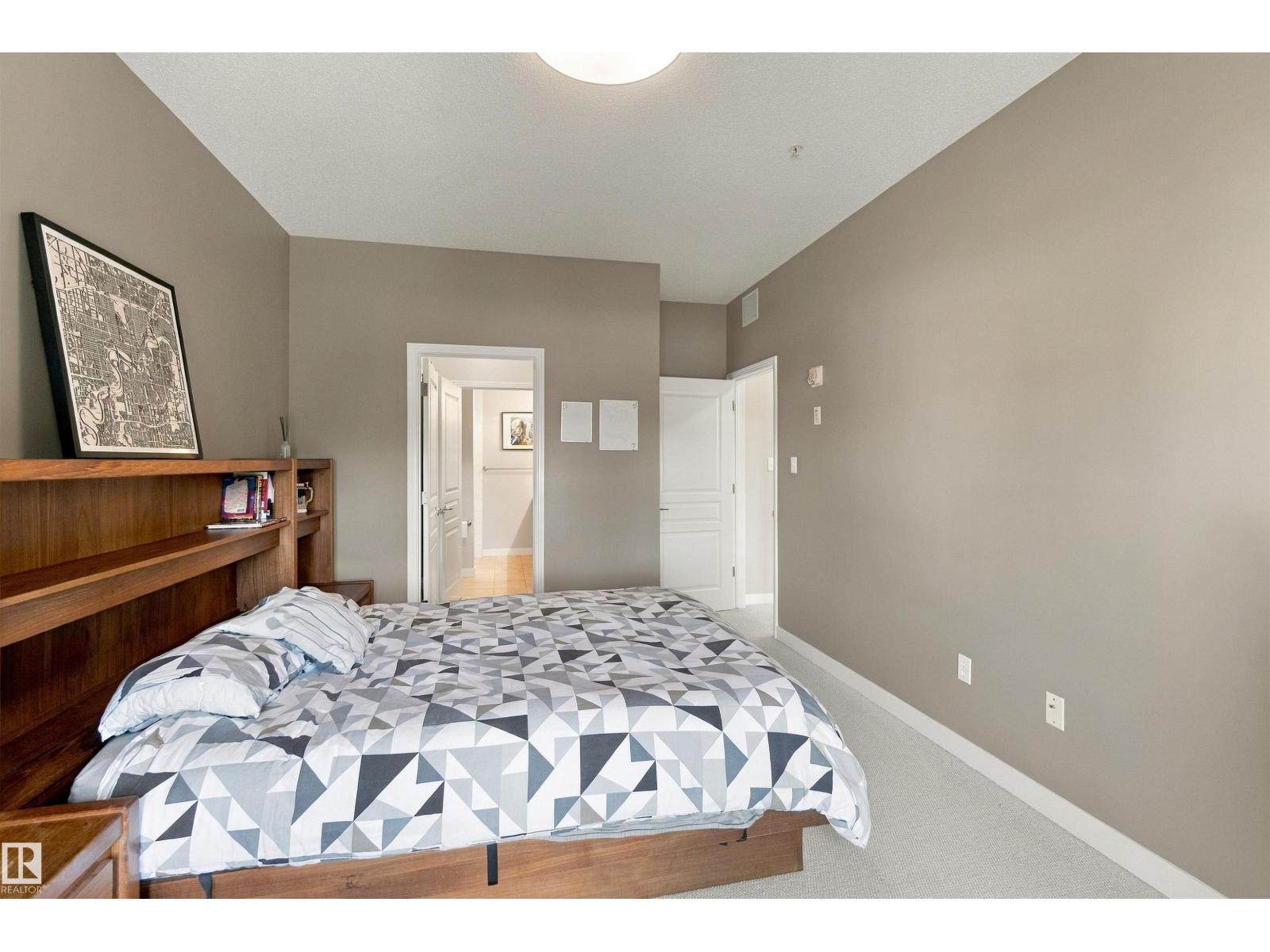 #421 10333 112 ST NW