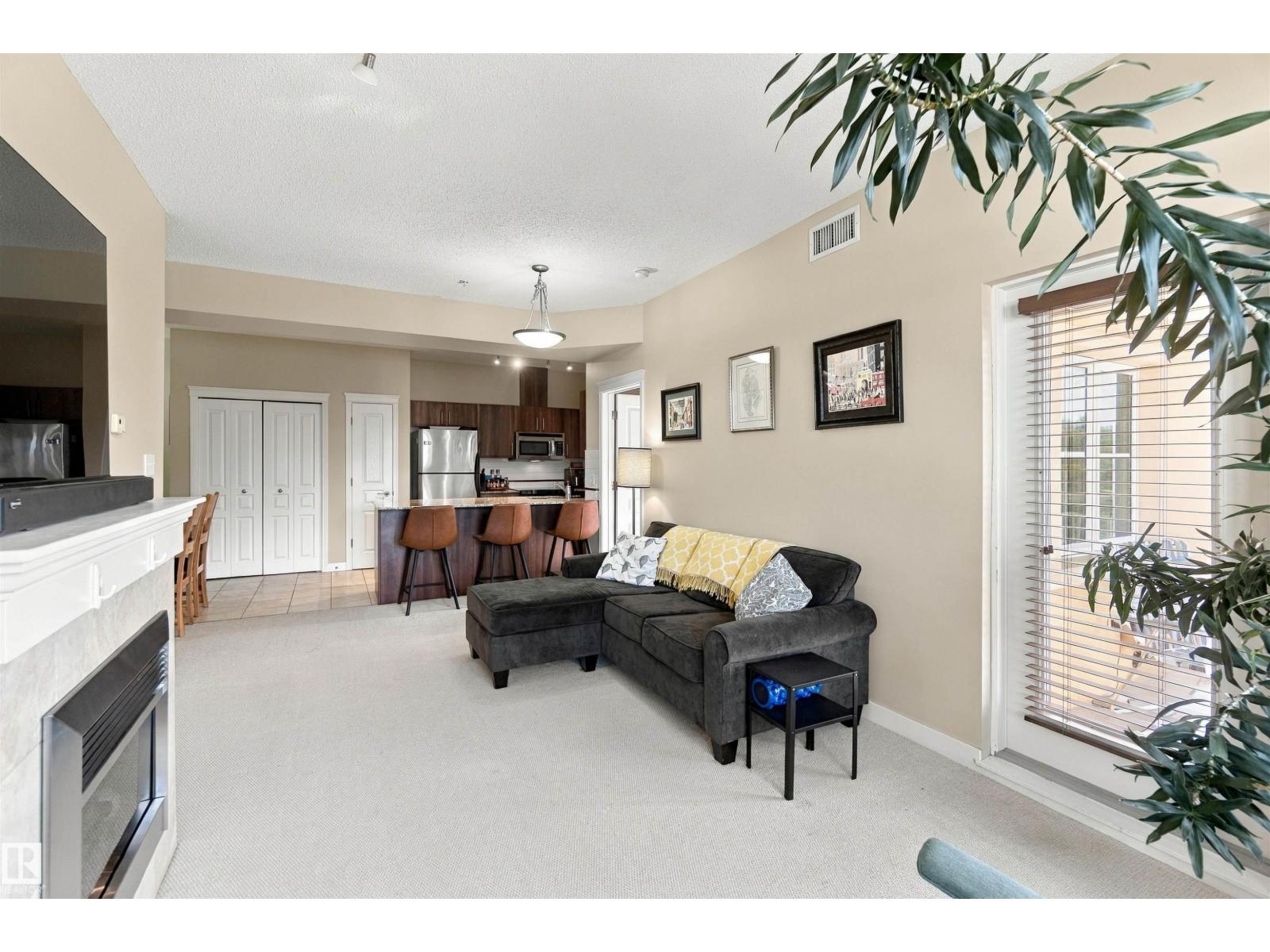 #421 10333 112 ST NW