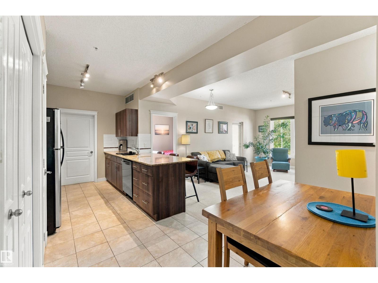 #421 10333 112 ST NW