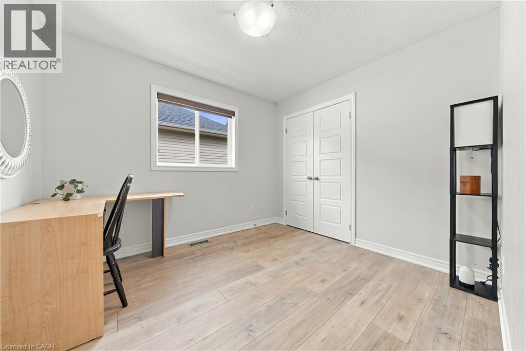 96 Springvalley Crescent, Hamilton, Ontario  L9C 7X3 - Photo 22 - 40863437
