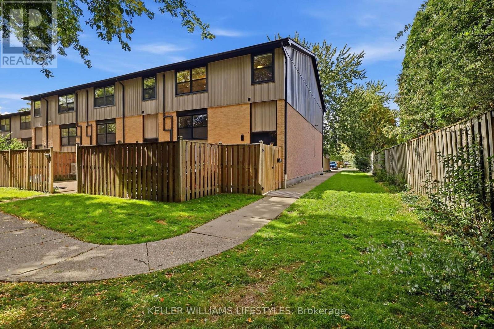 36 - 105 ANDOVER DRIVE, London South, Ontario