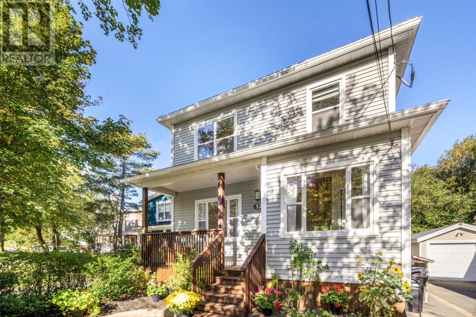 32 Craigmillar Avenue, St. John's — photo 2