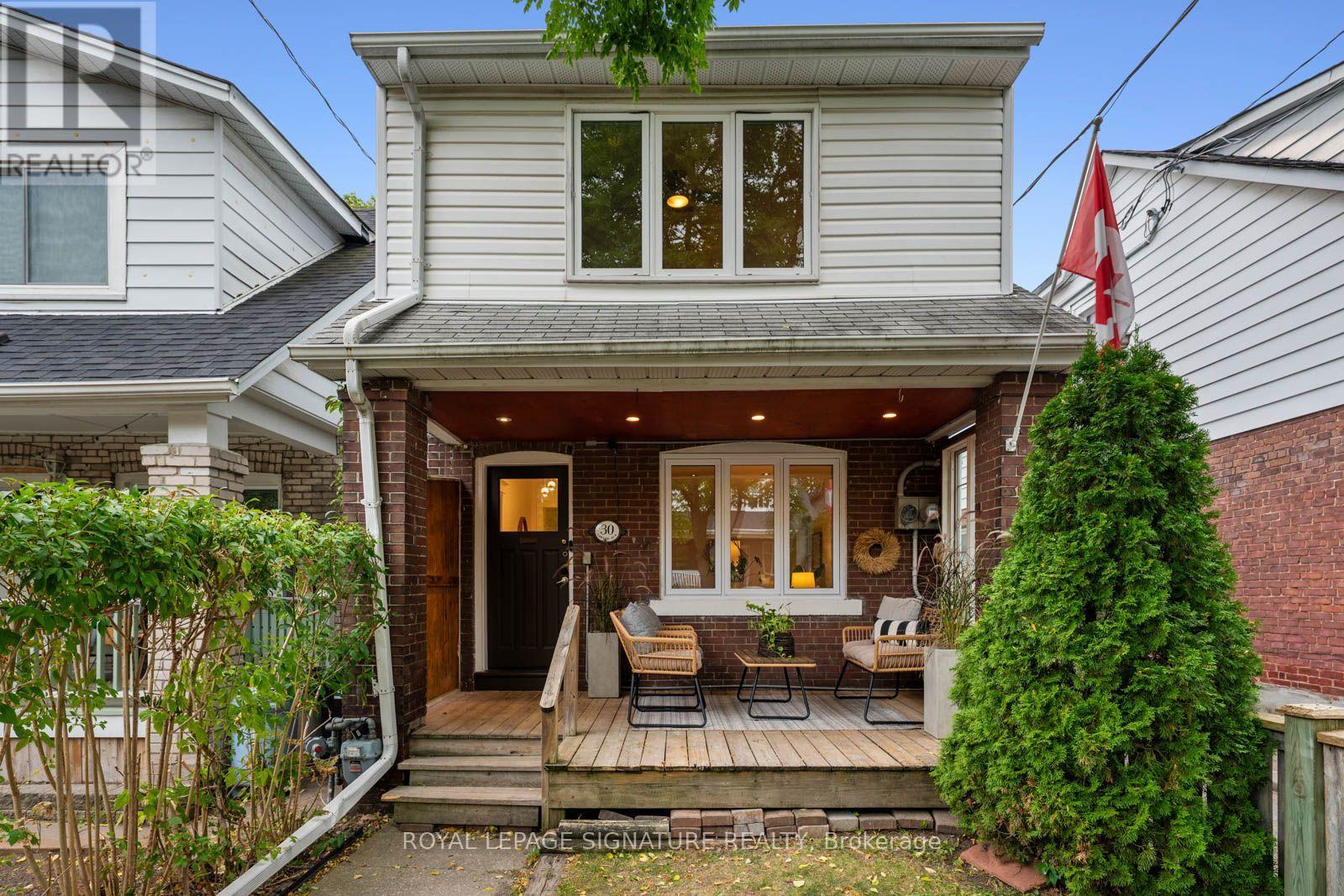 30 LAWLOR AVENUE, Toronto, Ontario