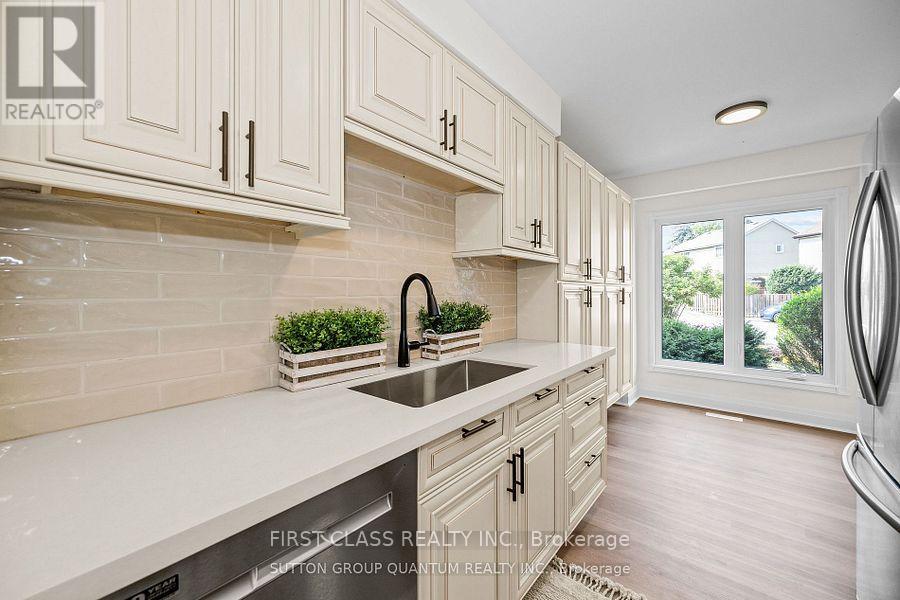 1144 Jamesway Boulevard, Oakville (Fa Falgarwood), Ontario  L6H 2Z7 - Photo 35 - W13846738
