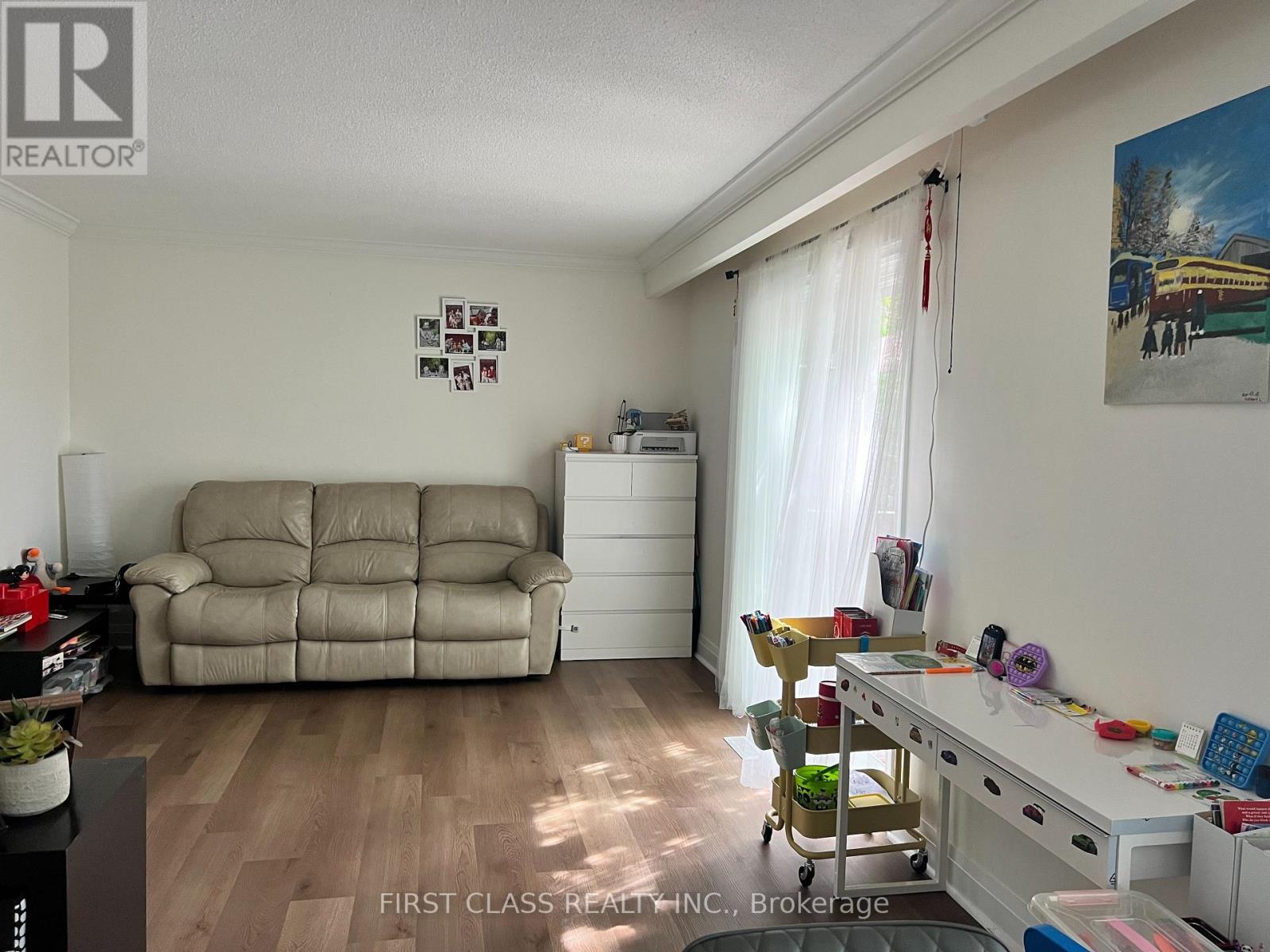 1144 Jamesway Boulevard, Oakville (Fa Falgarwood), Ontario  L6H 2Z7 - Photo 5 - W13846738