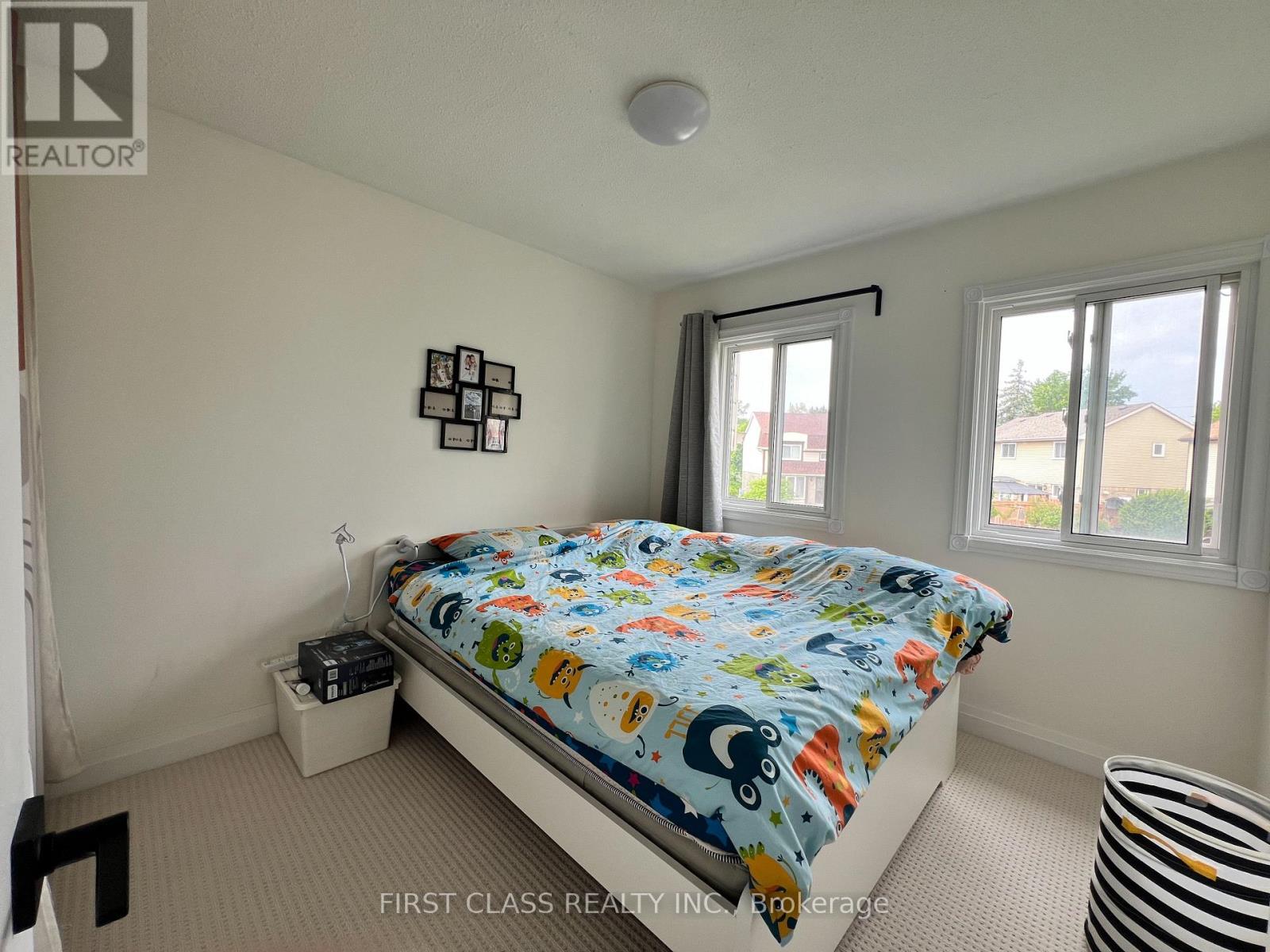 1144 Jamesway Boulevard, Oakville (Fa Falgarwood), Ontario  L6H 2Z7 - Photo 7 - W13846738