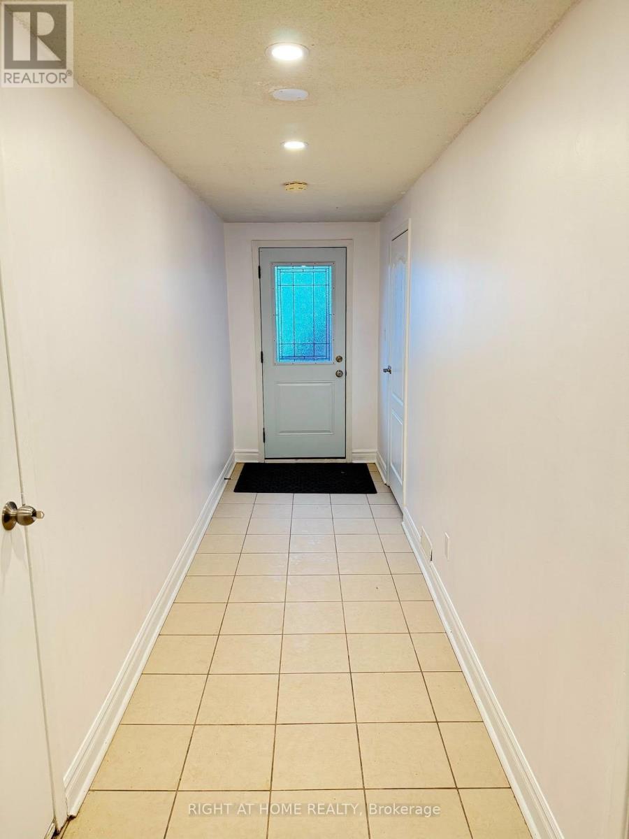 BSMT - 4154 SUNFLOWER DRIVE, mississauga (erin mills), Ontario
