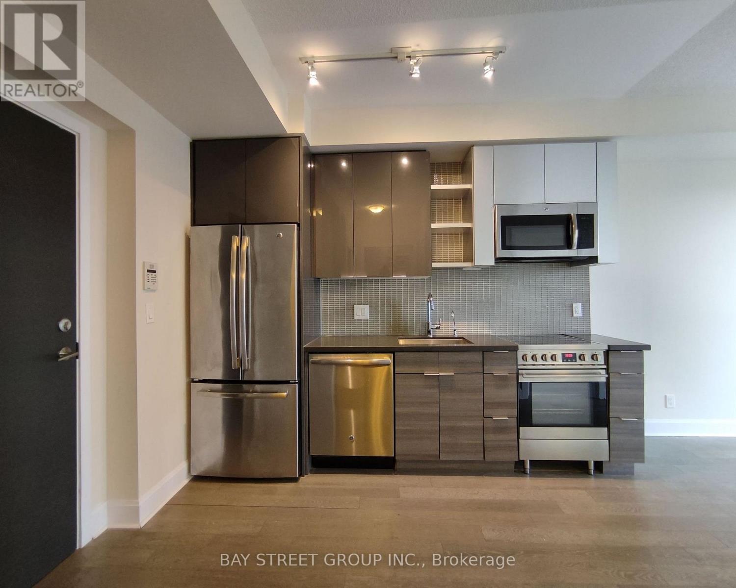 1906 - 33 Shore Breeze Drive, Toronto (Mimico), Ontario  M8V 0G1 - Photo 5 - W13846750