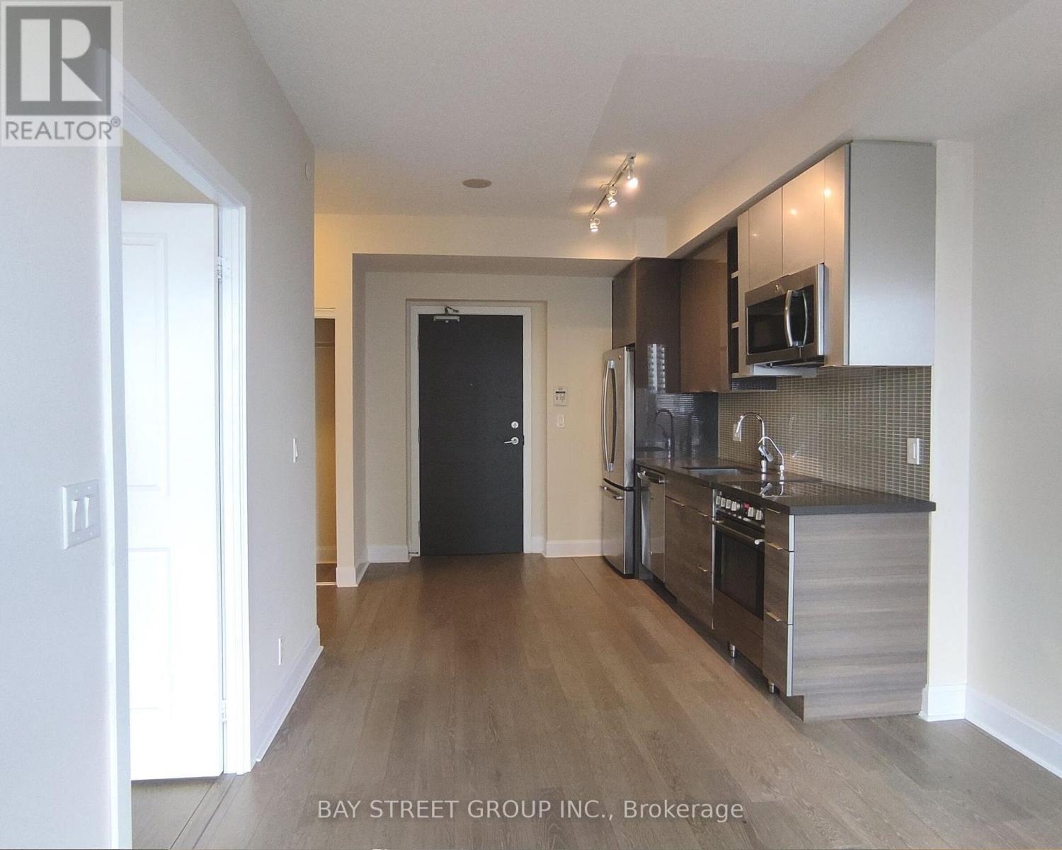 1906 - 33 Shore Breeze Drive, Toronto (Mimico), Ontario  M8V 0G1 - Photo 9 - W13846750