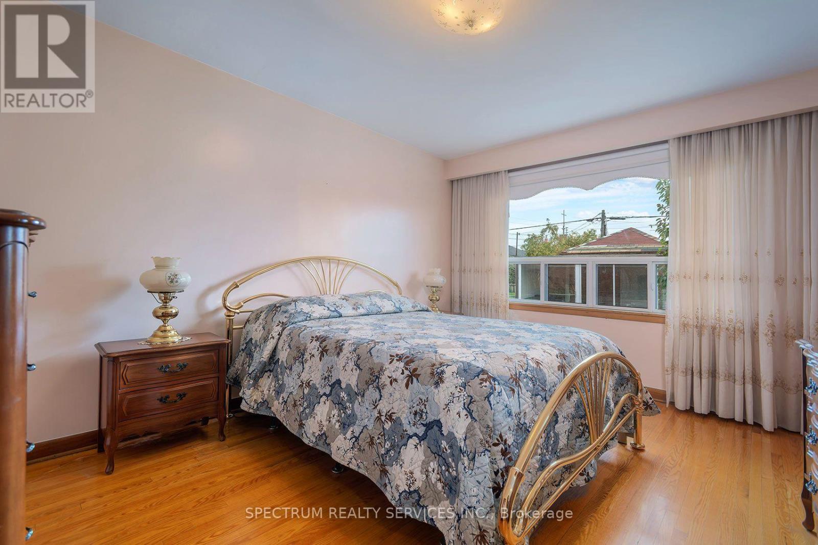 37 Jocada Road, Toronto, Ontario  M6L 2J4 - Photo 16 - W13846808