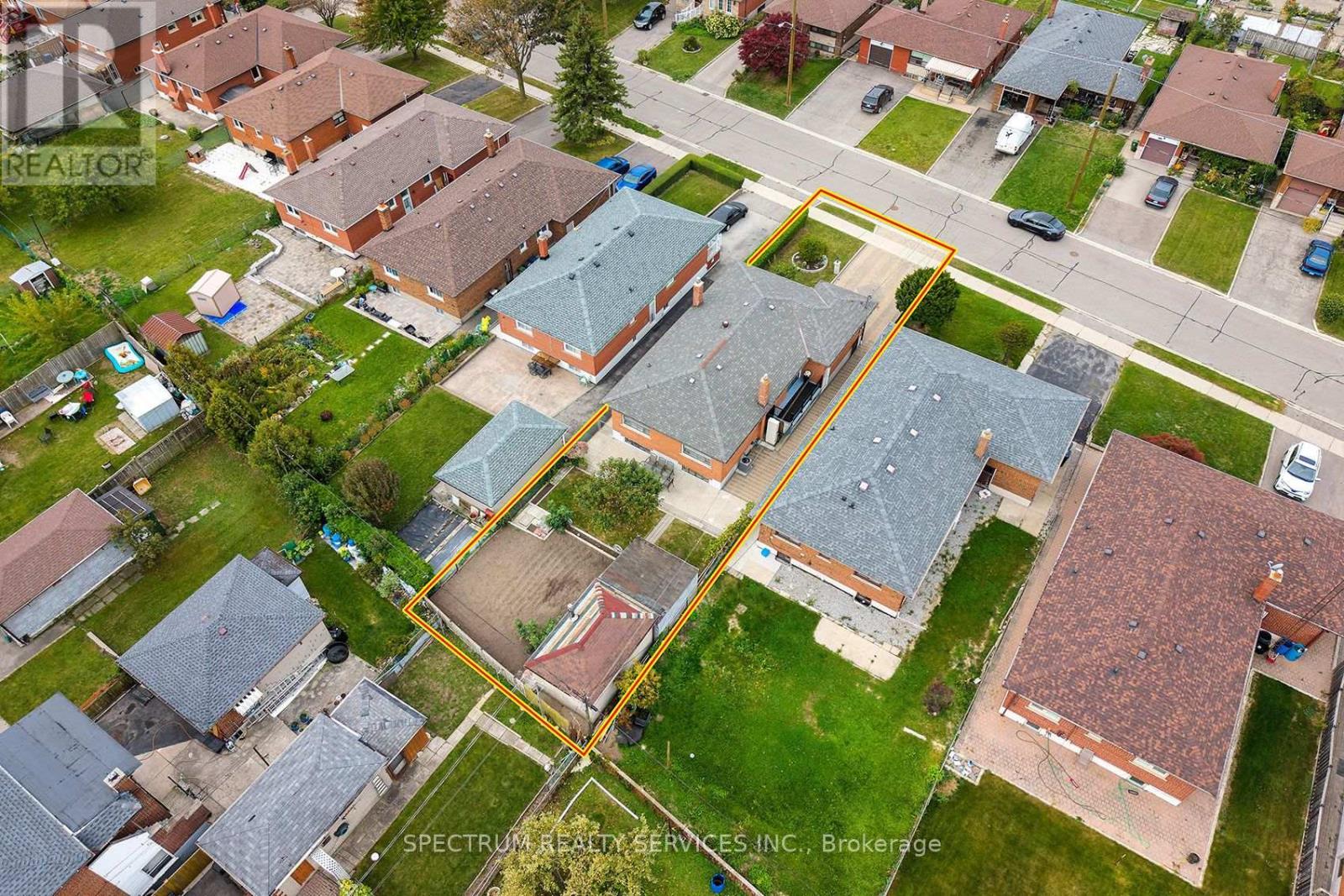 37 Jocada Road, Toronto, Ontario  M6L 2J4 - Photo 42 - W13846808