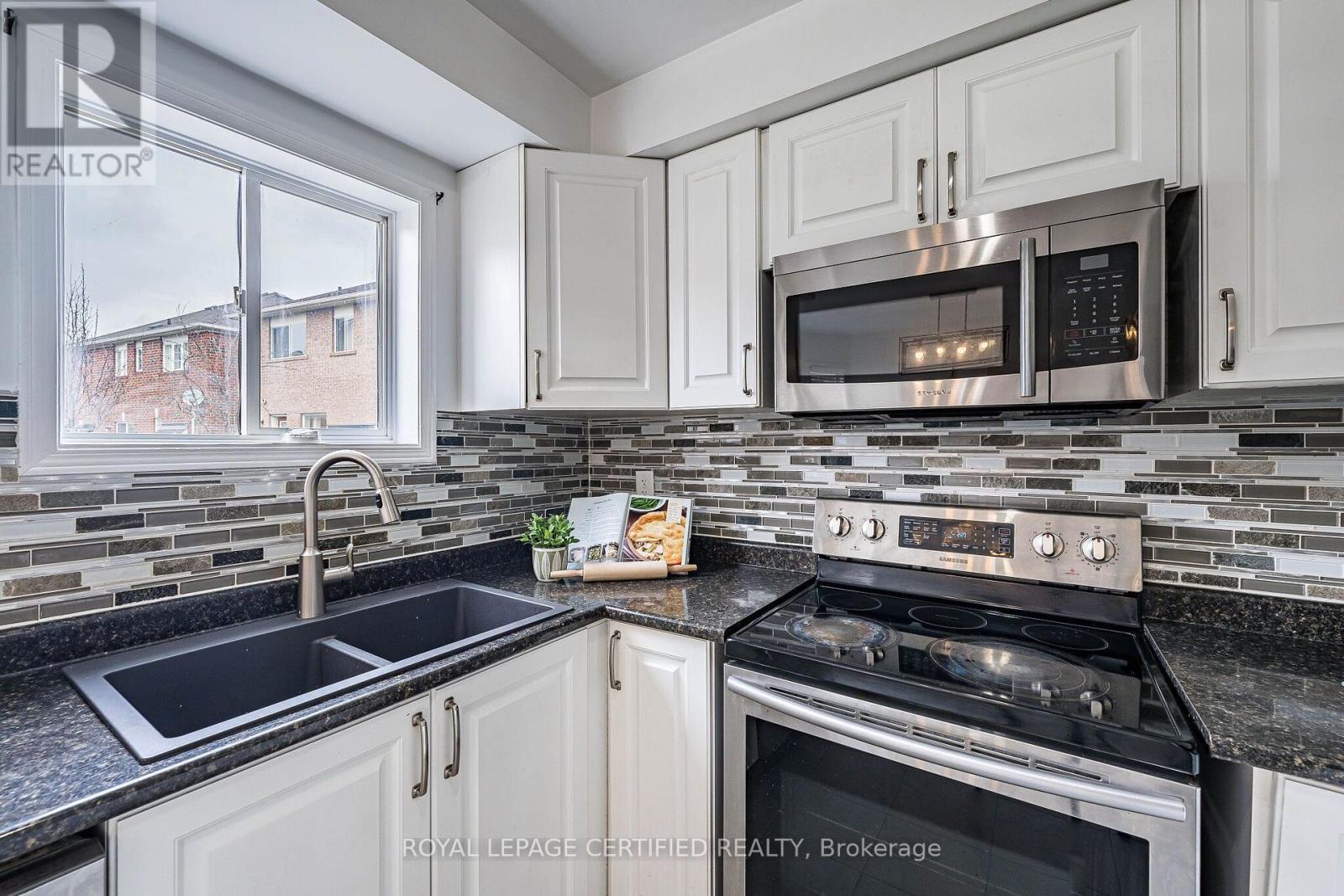 105 Howling Crescent, Ajax, Ontario  L1S 7S1 - Photo 25 - E13834172