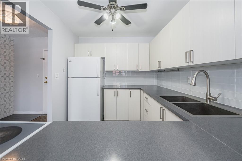 18 Holborn Court Unit# 211, Kitchener, Ontario  N2A 4A1 - Photo 4 - 40866874
