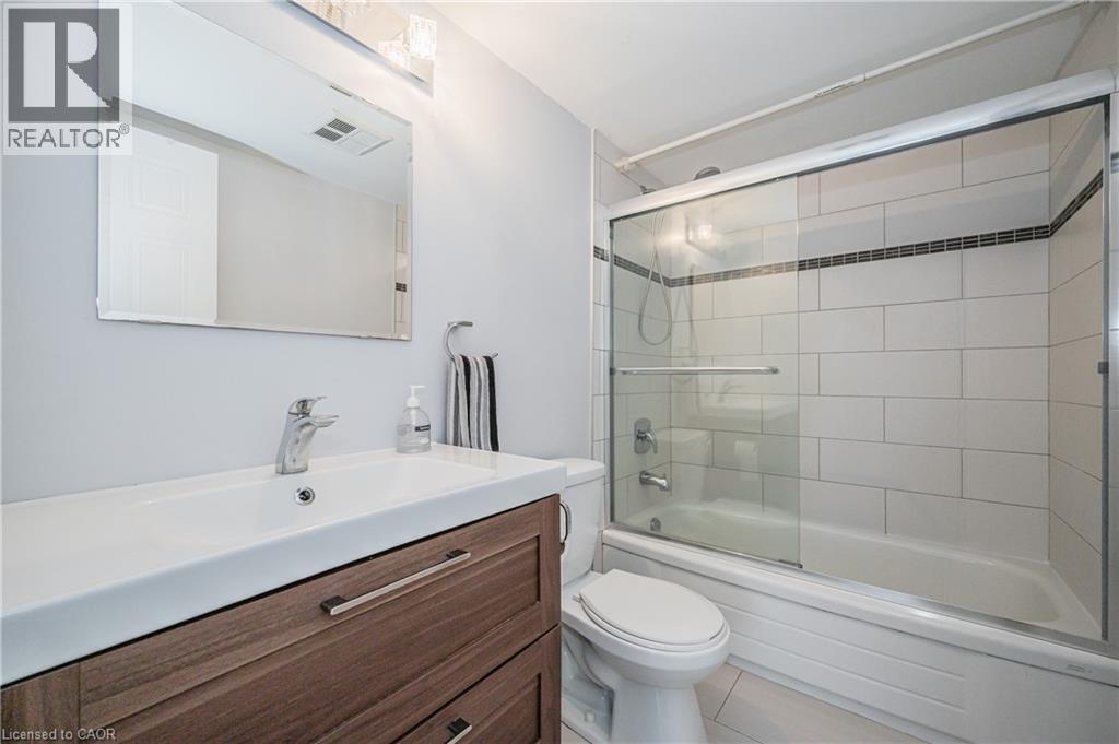 18 Holborn Court Unit# 211, Kitchener, Ontario  N2A 4A1 - Photo 10 - 40866874