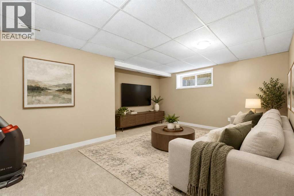16 Cougartown Place SW