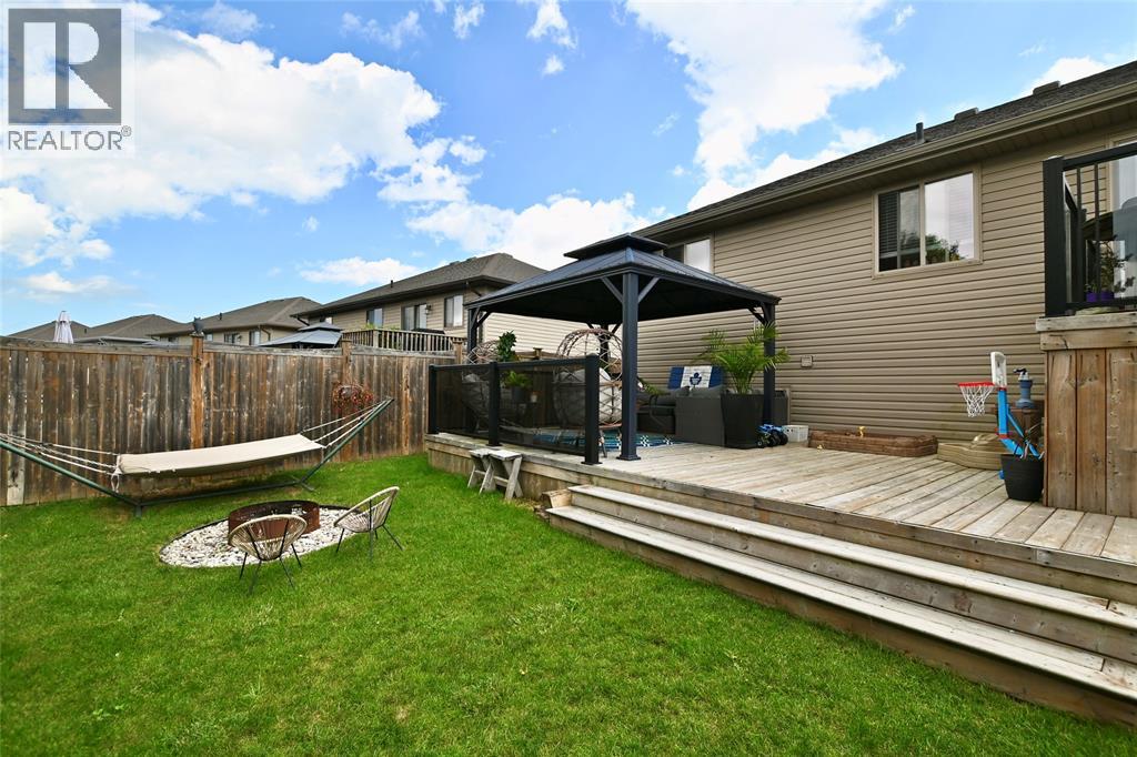 608 SPOKANE BOULEVARD St Clair Ontario Canada N0N1G0 4