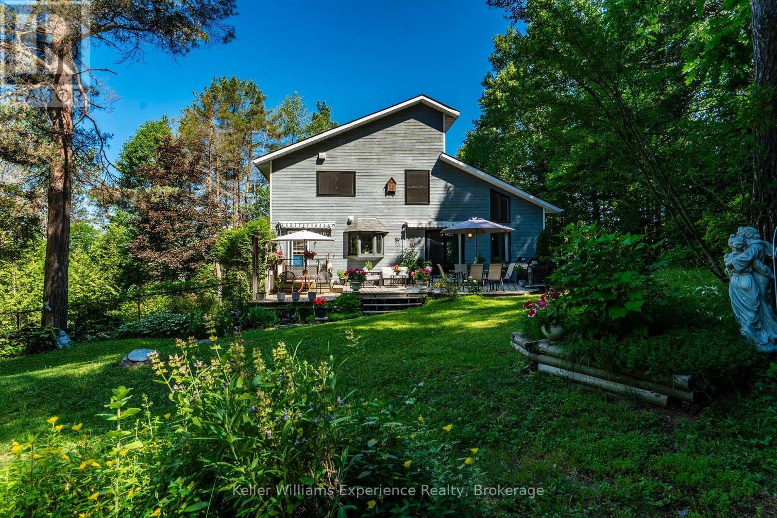 122 Poyntz Street, Penetanguishene, Ontario  L9M 1P4 - Photo 37 - S13706560