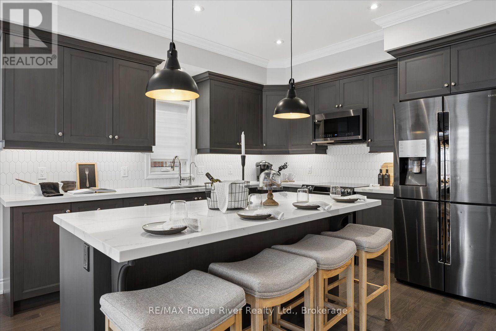 29 St Augustine Drive, Whitby, Ontario L1M 0L7 - Photo 12 - E13846934