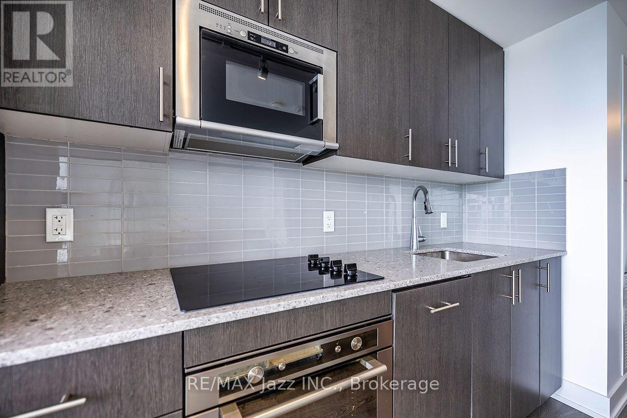 2001 - 2550 Simcoe Street N, Oshawa, Ontario  L1L 0R5 - Photo 10 - E13847274