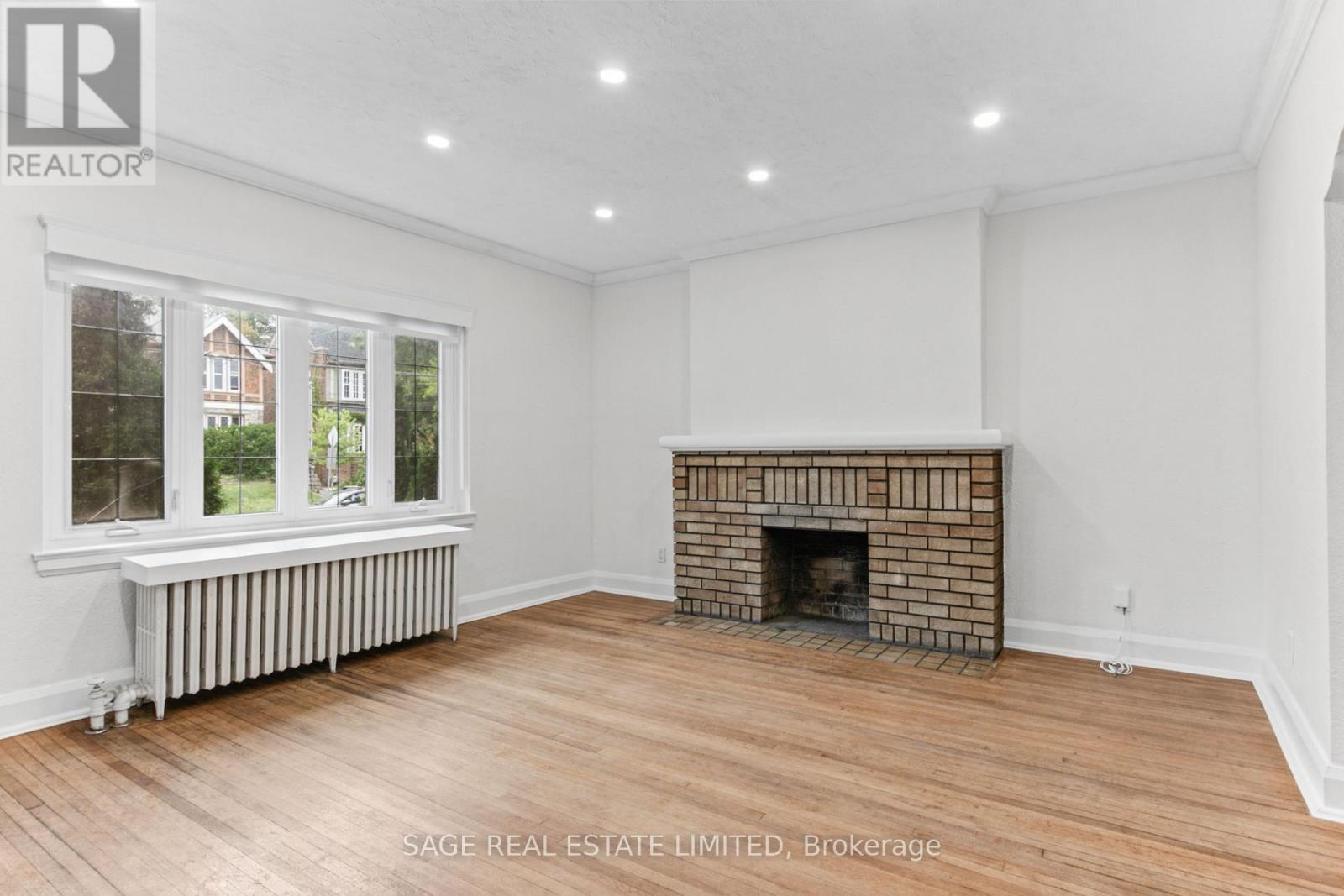 Main - 121 Braemar Avenue, Toronto, Ontario  M5P 2L3 - Photo 2 - C13847168