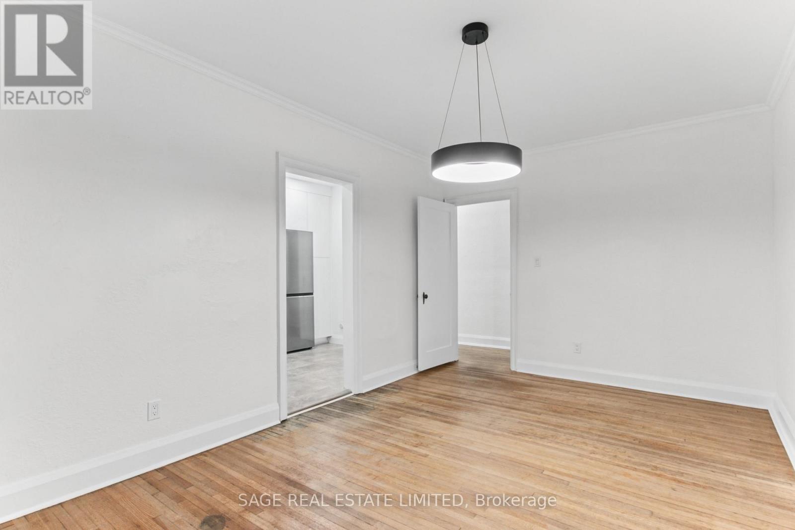 Main - 121 Braemar Avenue, Toronto, Ontario  M5P 2L3 - Photo 6 - C13847168