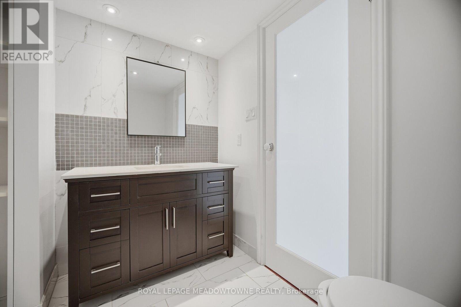 610 - 82 Lombard Street, Toronto, Ontario  M5C 2S8 - Photo 29 - C13847182