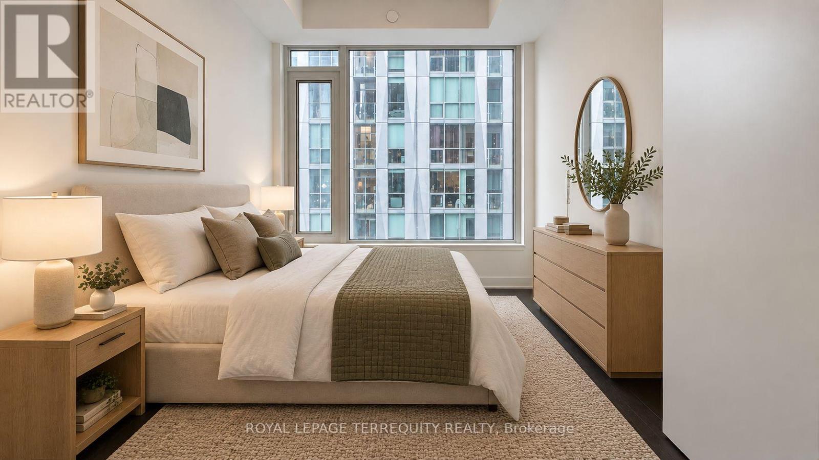 1406 - 11 Yorkville Avenue, Toronto (Little Portugal), Ontario  M4W 0B7 - Photo 11 - C13847336