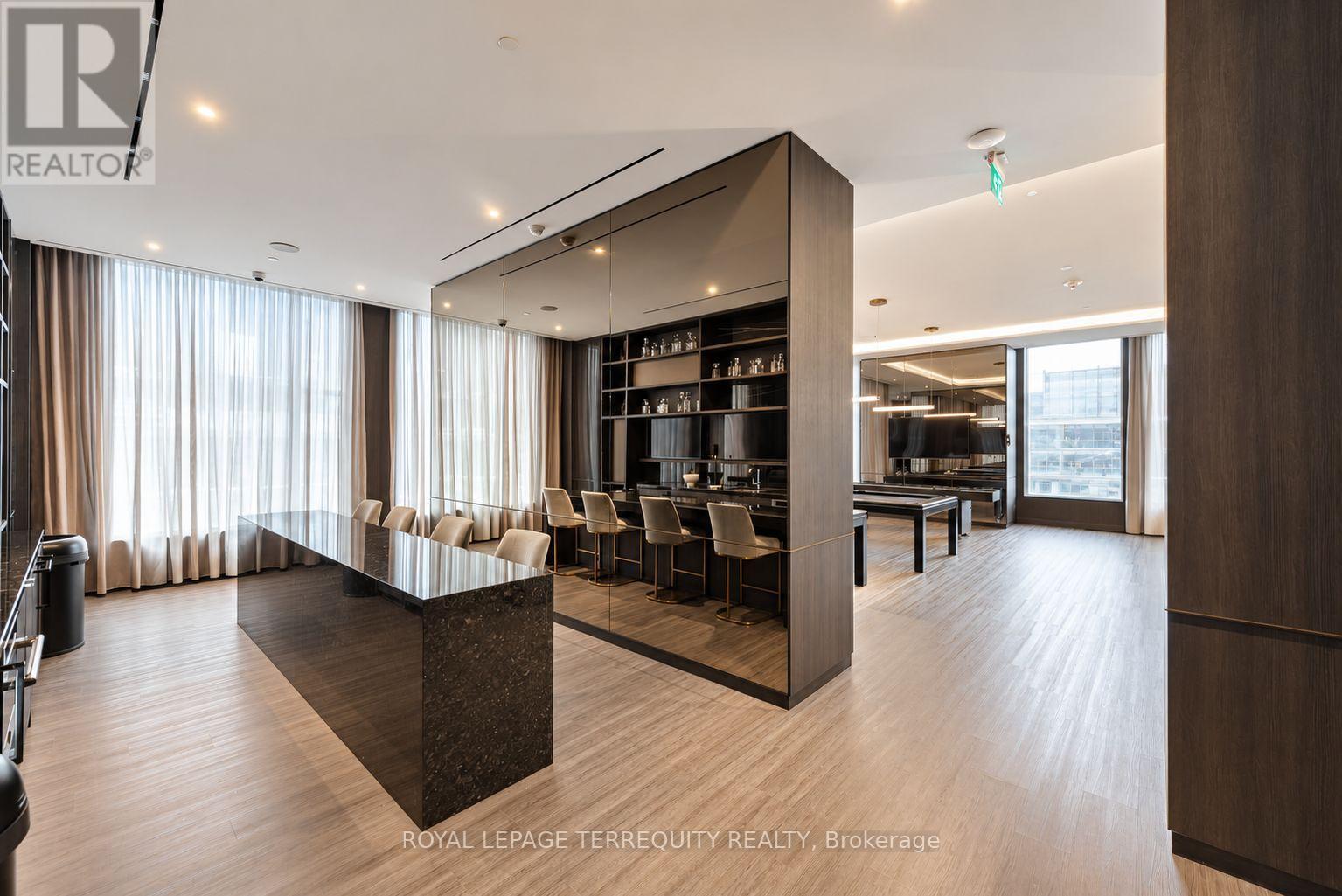 1406 - 11 Yorkville Avenue, Toronto (Little Portugal), Ontario  M4W 0B7 - Photo 14 - C13847336
