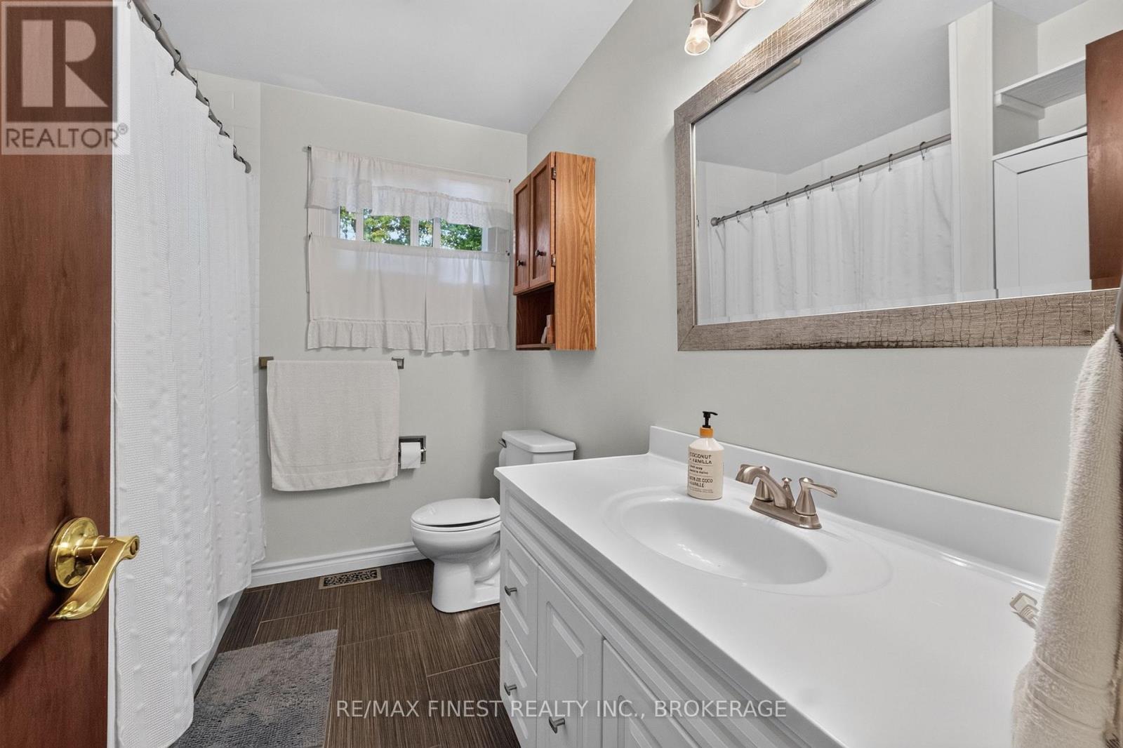 525 Whites Road, Quinte West, Ontario  K8V 5P8 - Photo 11 - X13847100