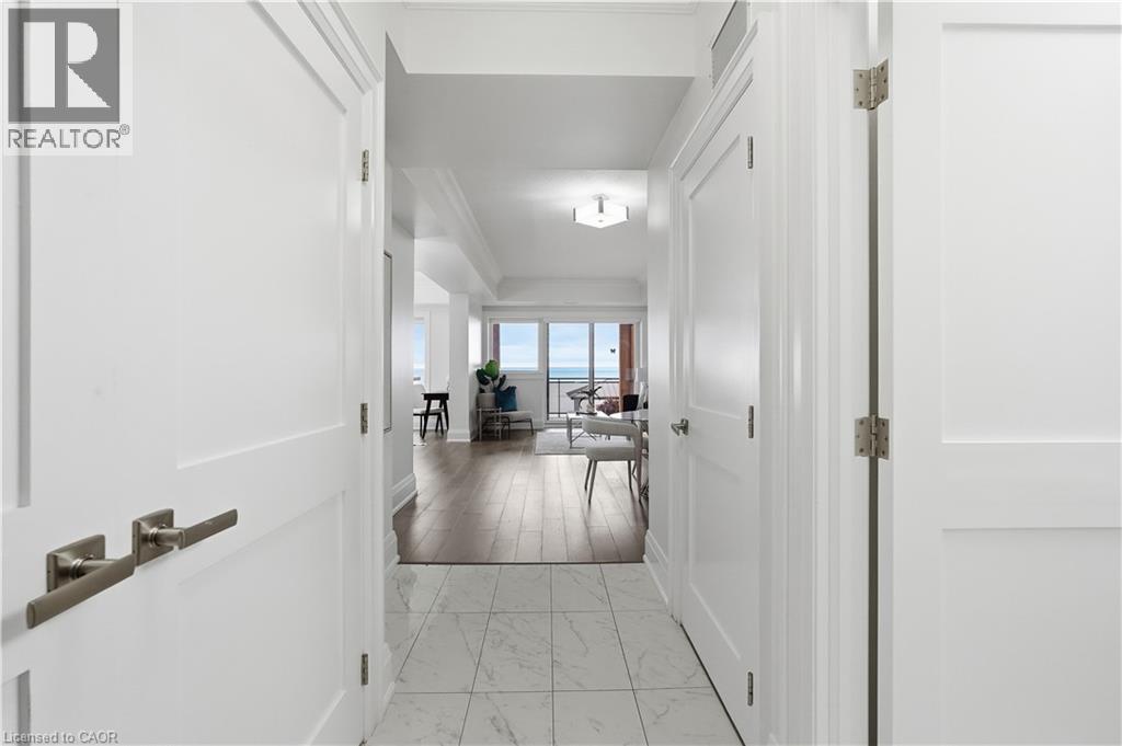 5340 Lakeshore Road Unit# 203, Burlington, Ontario  L7L 7A8 - Photo 4 - 40867542