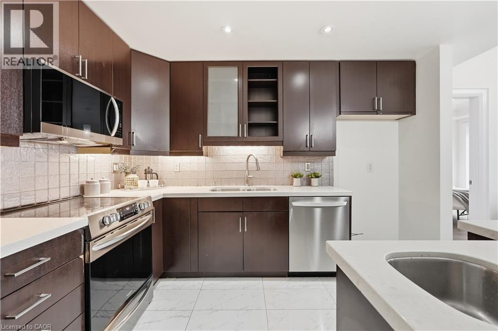 5340 Lakeshore Road Unit# 203, Burlington, Ontario  L7L 7A8 - Photo 12 - 40867542