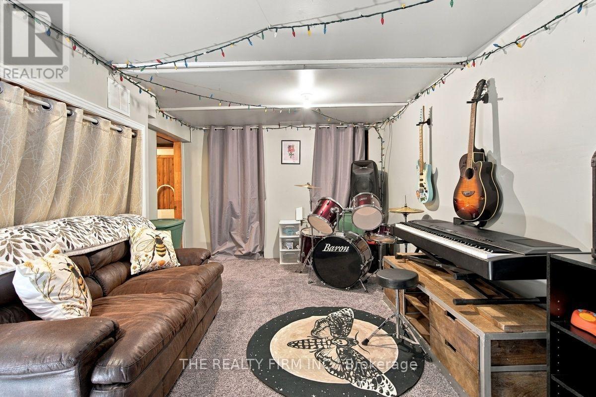 211 Highbury Avenue N, London East, Ontario  N5Z 2W6 - Photo 34 - X13846846