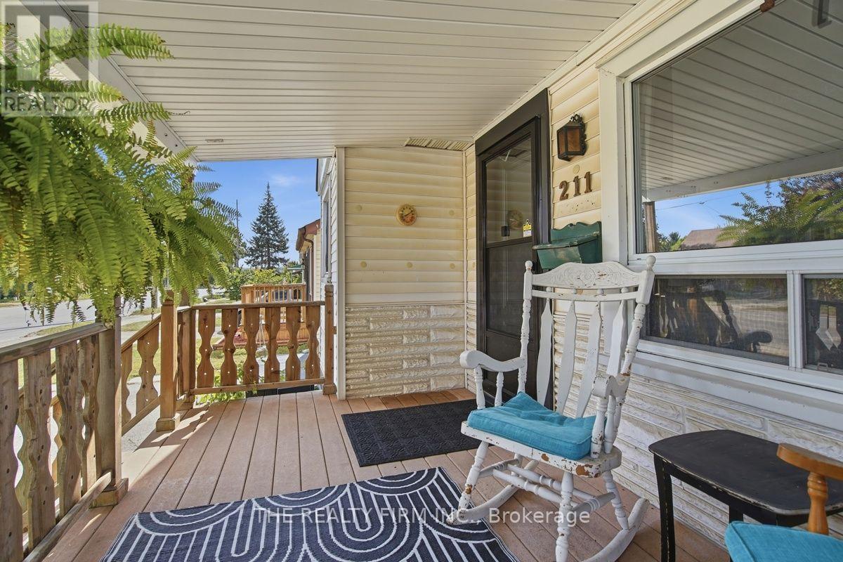 211 Highbury Avenue N, London East, Ontario  N5Z 2W6 - Photo 4 - X13846846