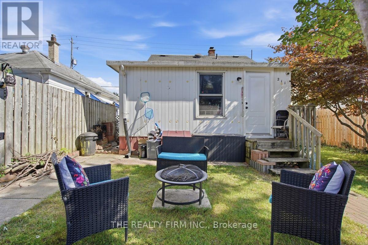 211 Highbury Avenue N, London East, Ontario  N5Z 2W6 - Photo 40 - X13846846