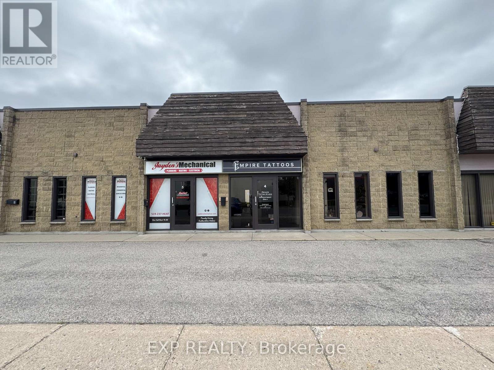 4 - 540 Clarke Road, London East, Ontario  N5V 2C7 - Photo 2 - X13847124
