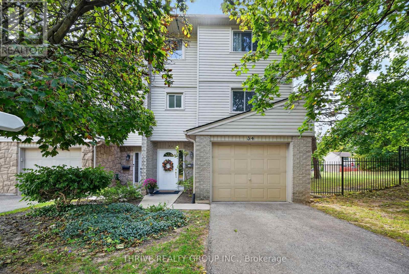 34 - 300 Sandringham Crescent, London South, Ontario  N6C 5B4 - Photo 2 - X13847262