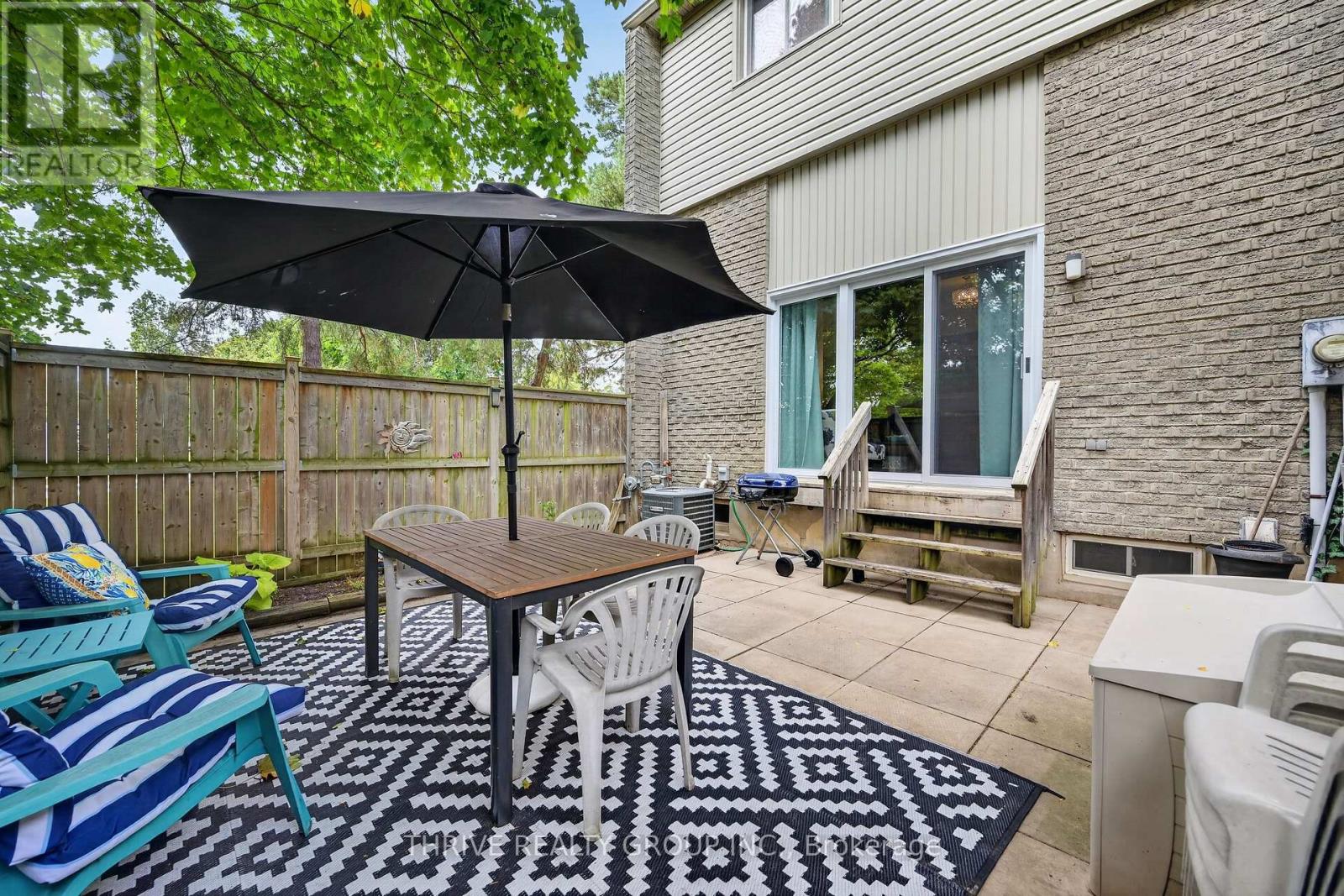 34 - 300 Sandringham Crescent, London South, Ontario  N6C 5B4 - Photo 24 - X13847262