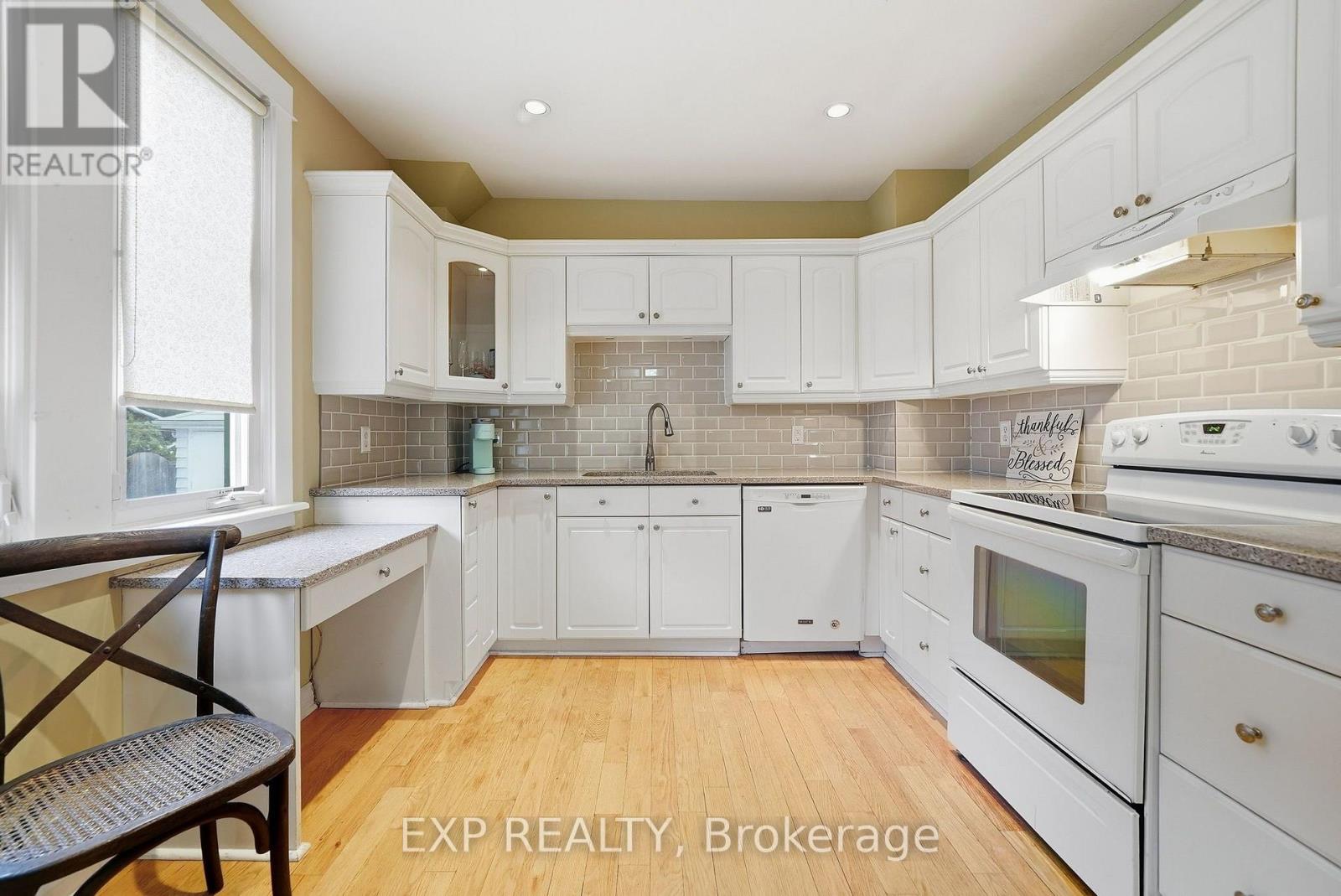 312 Walnut Street W, Whitby, Ontario  L1N 2W1 - Photo 12 - E13846852