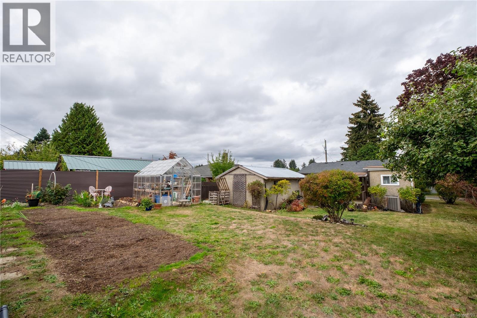 626 16th St