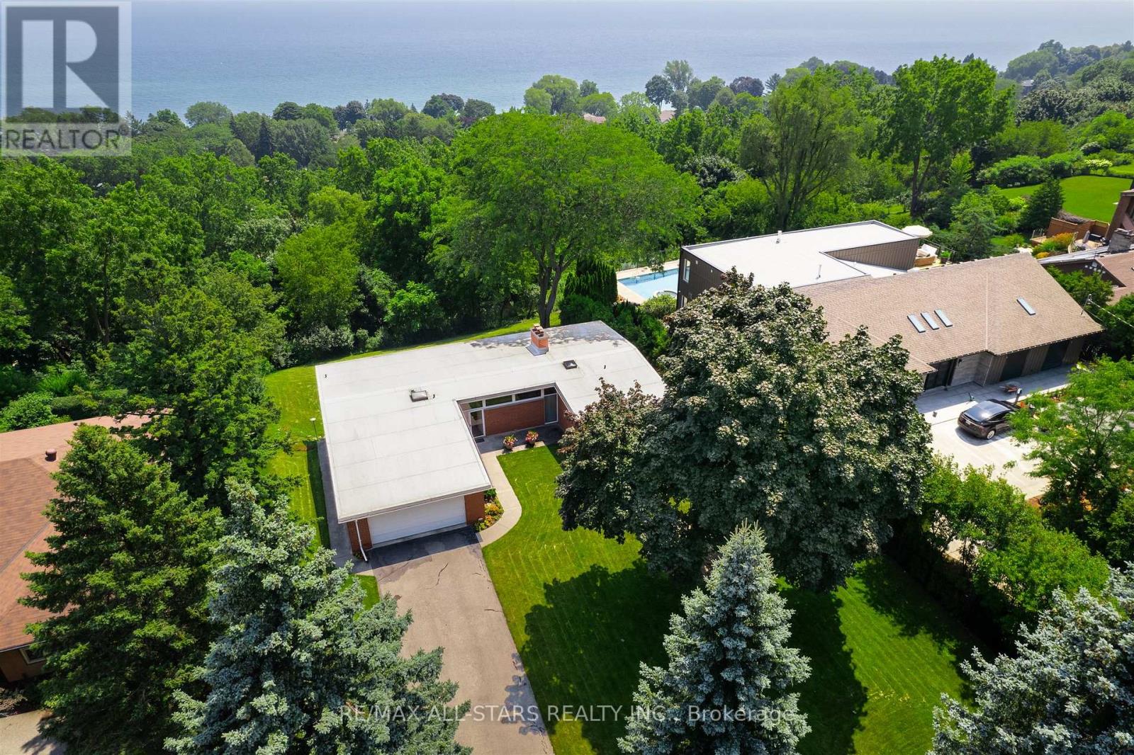 59 Hill Crescent, Toronto, Ontario  M1M 1J3 - Photo 3 - E13846954