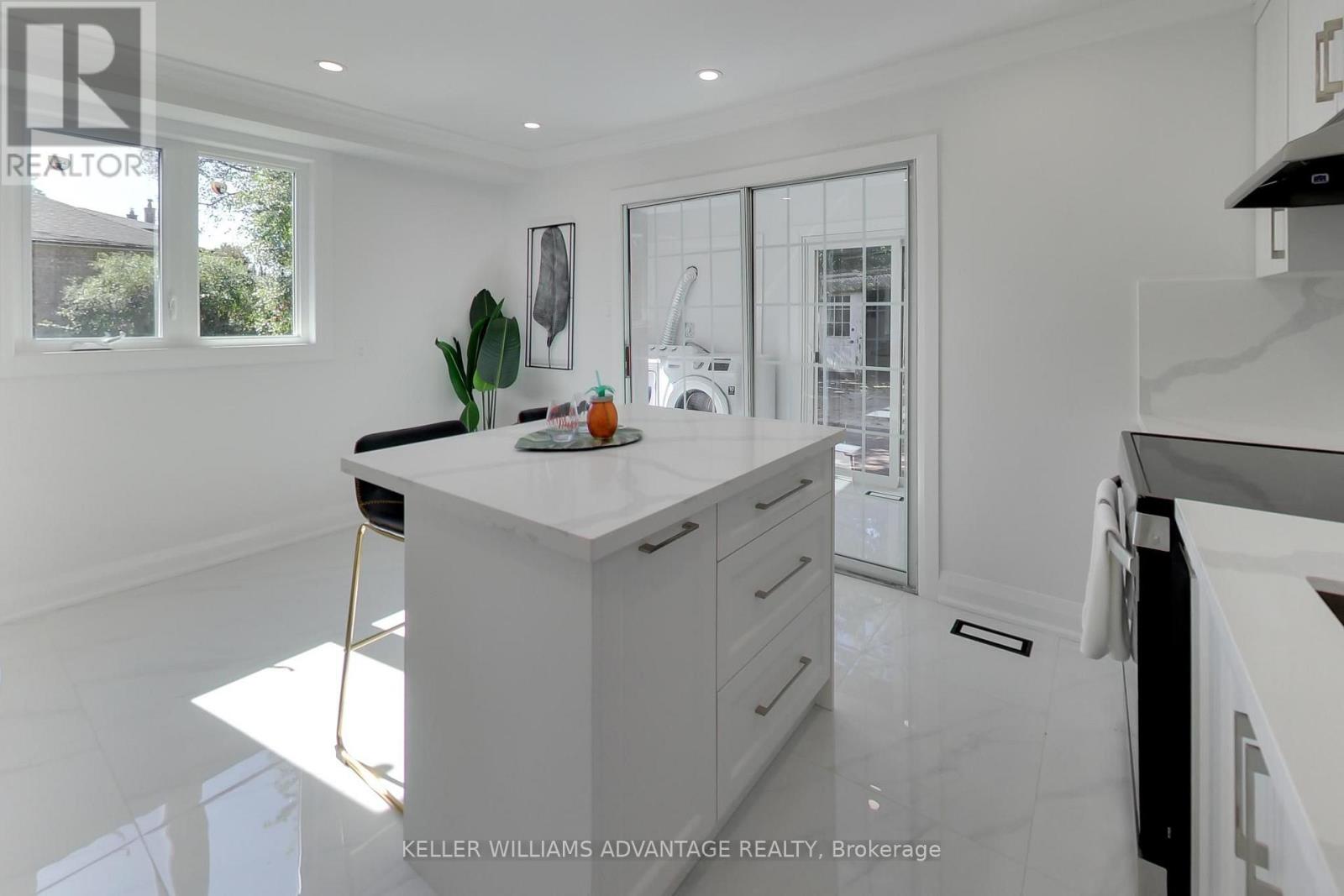 430 Pharmacy Avenue, Toronto, Ontario  M1L 3G6 - Photo 17 - E13847340