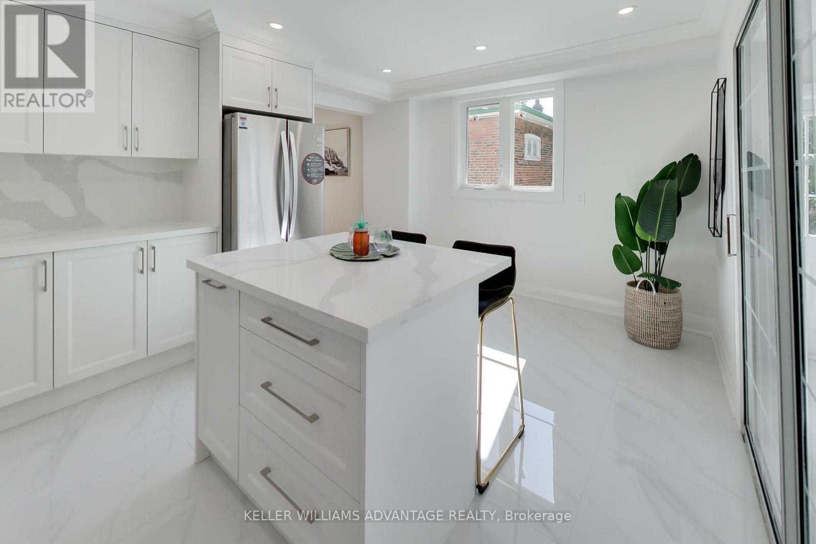 430 Pharmacy Avenue, Toronto, Ontario  M1L 3G6 - Photo 18 - E13847340