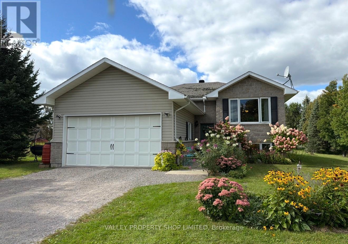 10 KIRK COURT, North Algona Wilberforce, Ontario